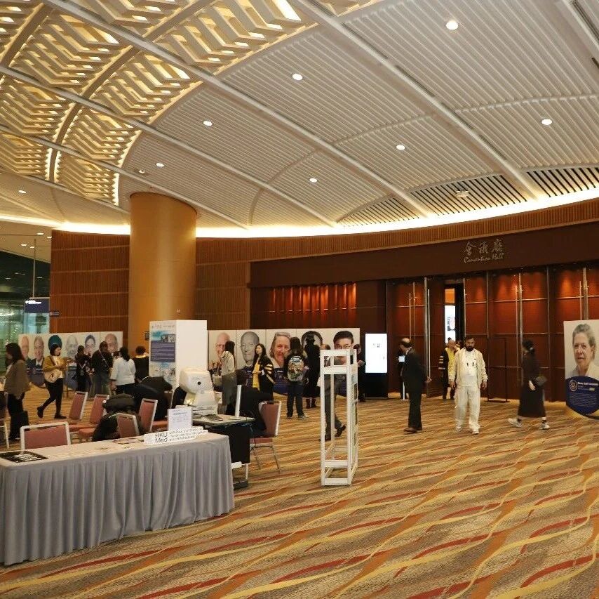 5 coolest waterproof mobile devices